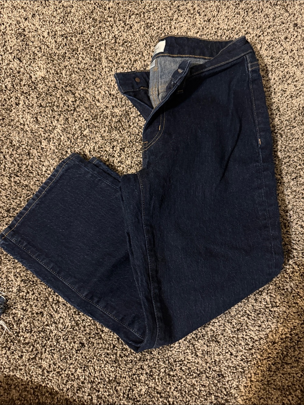 Aritzia Dark Indigo Cropped Straight Jeans